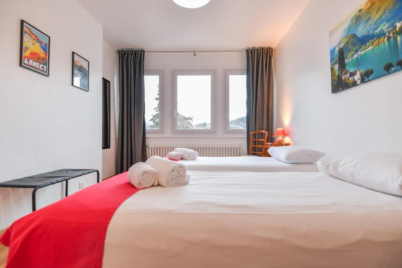 Nice Apartment With Balcony Very Close To The City Center アヌシー エクステリア 写真
